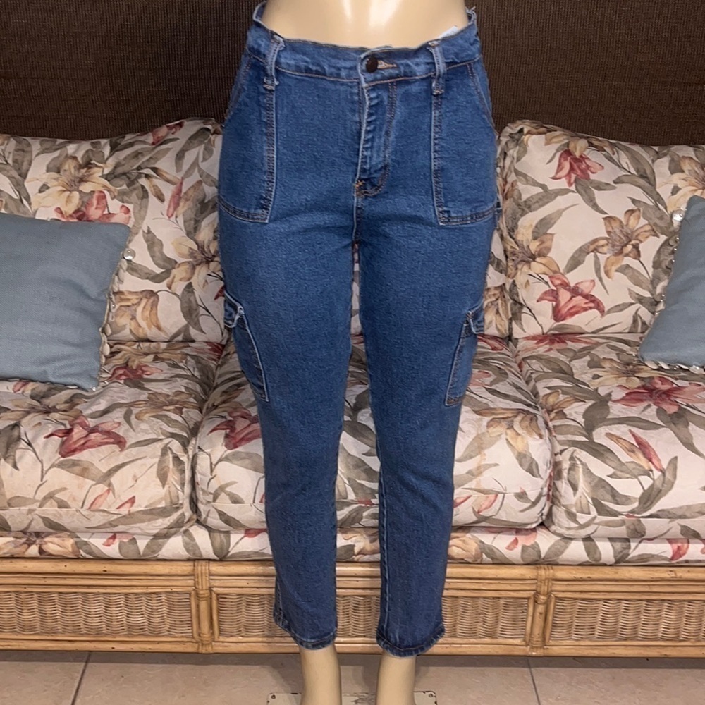Celebrity Ace Blue Wash The MomsCargo Pocket Jeans